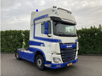 Trattore stradale DAF XF 440