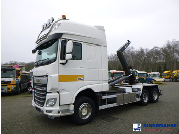 Autocarro scarrabile DAF XF 530