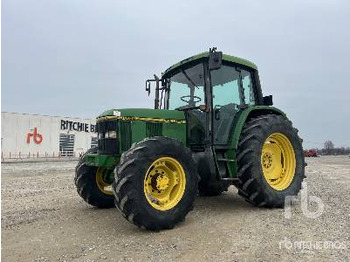 Trattore JOHN DEERE 6400