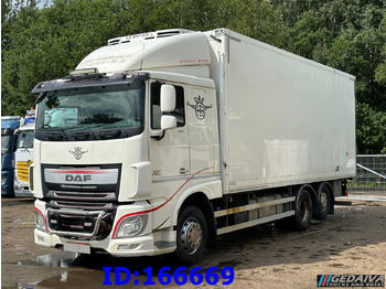 Autocarro frigorifero DAF XF 106 460