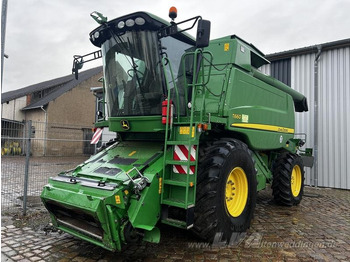 Mietitrebbia JOHN DEERE T660