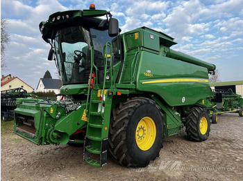 Mietitrebbia JOHN DEERE T660