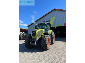 Trattore CLAAS Axion 930