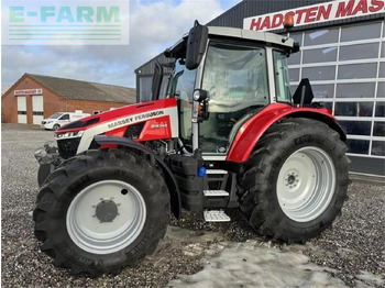 Trattore MASSEY FERGUSON 100 series