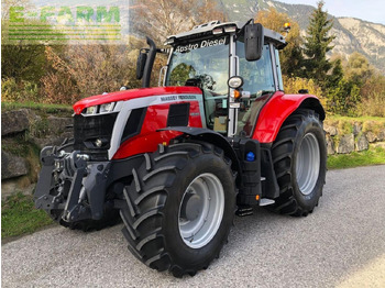 Trattore MASSEY FERGUSON 100 series