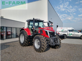 Trattore MASSEY FERGUSON 100 series