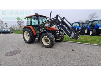 Trattore NEW HOLLAND