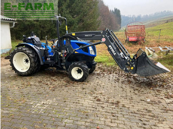 Trattore NEW HOLLAND T4