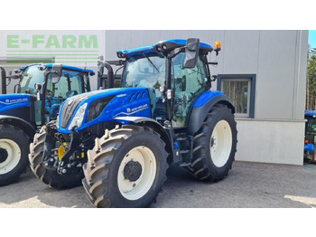 Trattore NEW HOLLAND T5