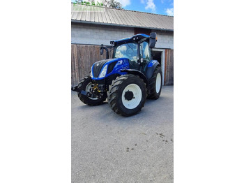 Trattore NEW HOLLAND T5