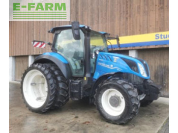 Trattore NEW HOLLAND T5