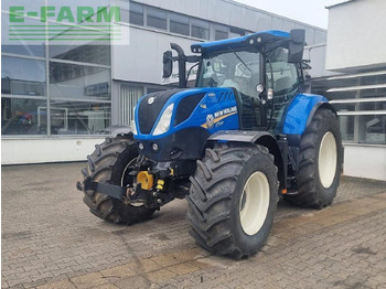 Trattore NEW HOLLAND T7.225