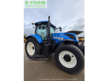 Trattore NEW HOLLAND T7.230