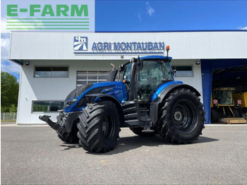 Trattore VALTRA T214