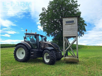 Trattore VALTRA T214