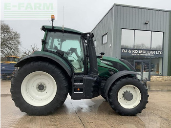 Trattore VALTRA T214