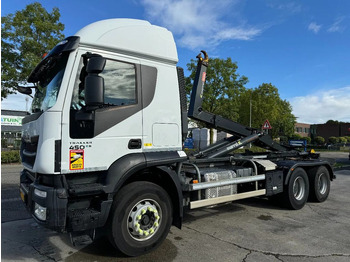 Autocarro scarrabile IVECO Stralis 450