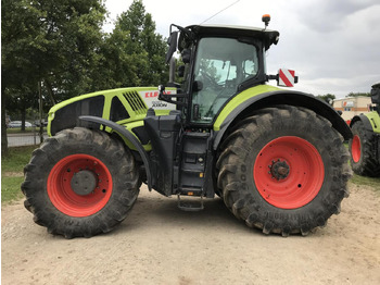 Trattore CLAAS Axion 920