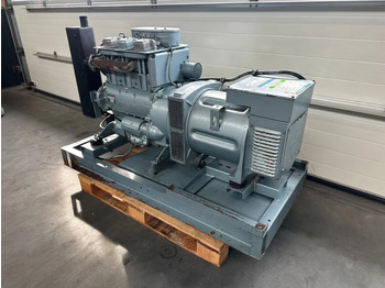 Gruppo elettrogeno Hatz 3M40L Mecc Alte Spa 40 kVA generatorset ex Emergency ! 22 hours !: foto 4 Gruppo elettrogeno Hatz 3M40L Mecc Alte Spa 40 kVA generatorset ex Emergency ! 22 hours !: foto 4