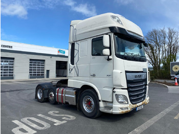 Trattore stradale DAF XF 530