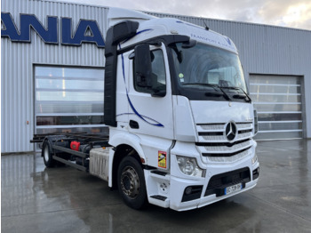 Autocarro portacontainer/ Caisse interchangeable MERCEDES-BENZ Actros 1845