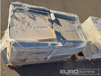 Attrezzatura da costruzione Pallet of Tiles (4 Of): foto 2