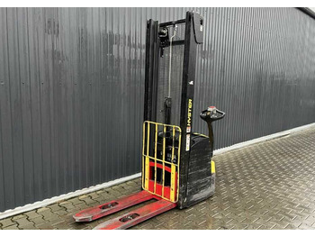 Stoccatore HYSTER