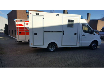 Ambulanza MERCEDES-BENZ Sprinter 519