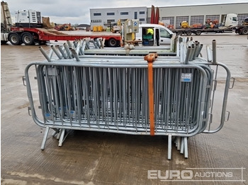 Attrezzatura da costruzione Bundle of Metal Pedestrian Safety Barriers (2 of): foto 4