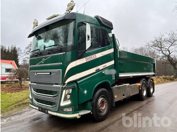 Autocarro ribaltabile VOLVO FH16 550