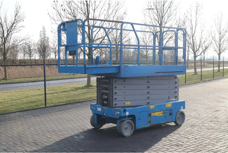 Piattaforma a pantografo Genie GS-4047 | 14 METER | 350 KG: foto 6