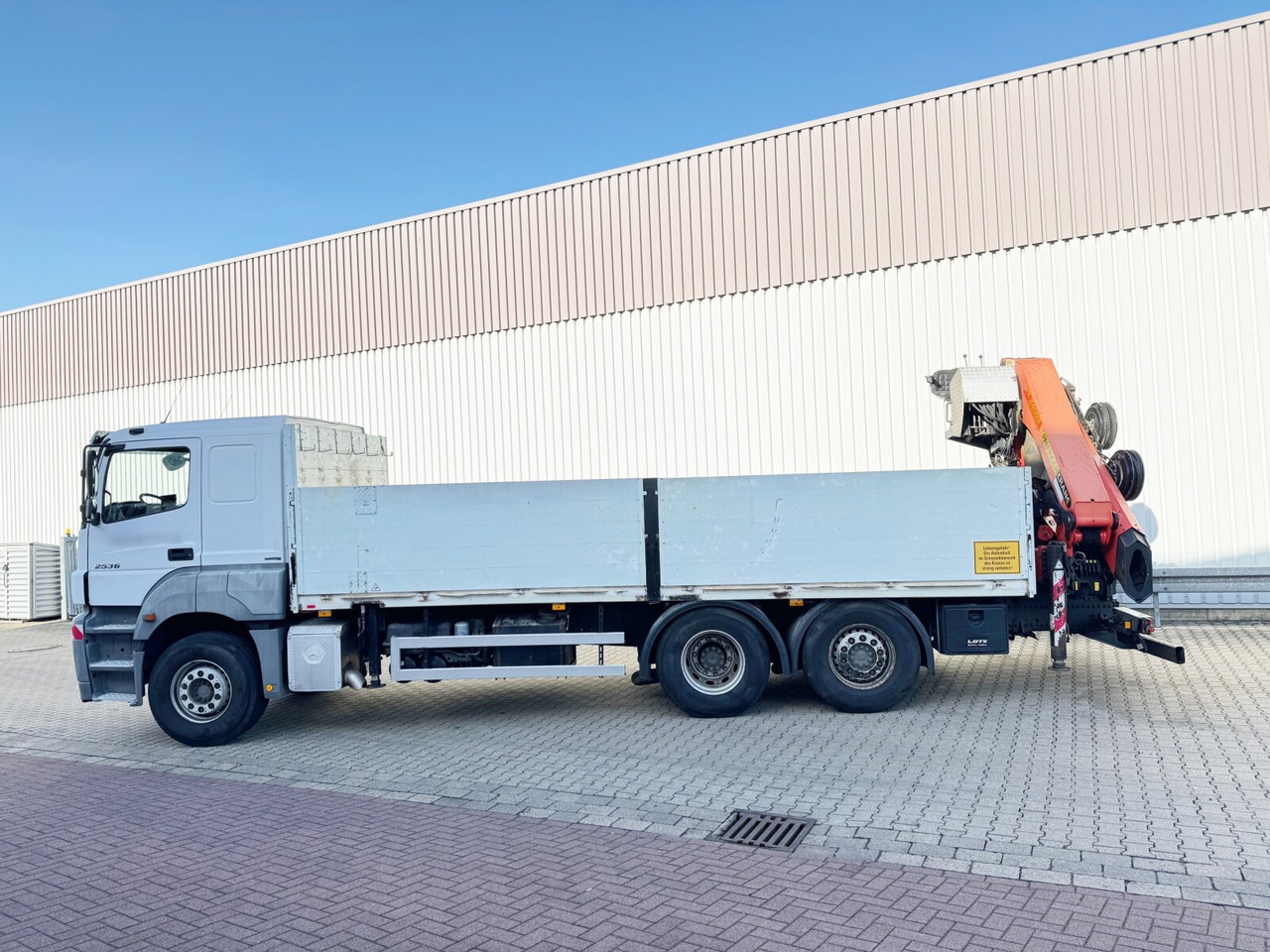 Leasing di Mercedes-Benz Axor 2536/43 L 6x2 Axor 2536/43 L 6x2 mit Heckkran Palfinger PK 24502 F Mercedes-Benz Axor 2536/43 L 6x2 Axor 2536/43 L 6x2 mit Heckkran Palfinger PK 24502 F: foto 14