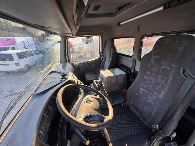 Autocarro ribaltabile, Camion con gru Mercedes Axor 1823: foto 9