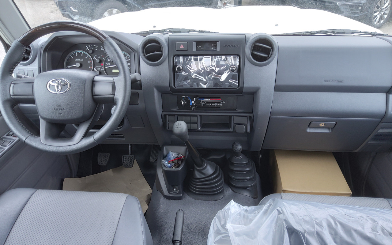 Autovettura nuovo Toyota Toyota Land cruiser 79 grj double cabin 4.0L Petrol Manual 5 SEATS/PLACES: foto 11