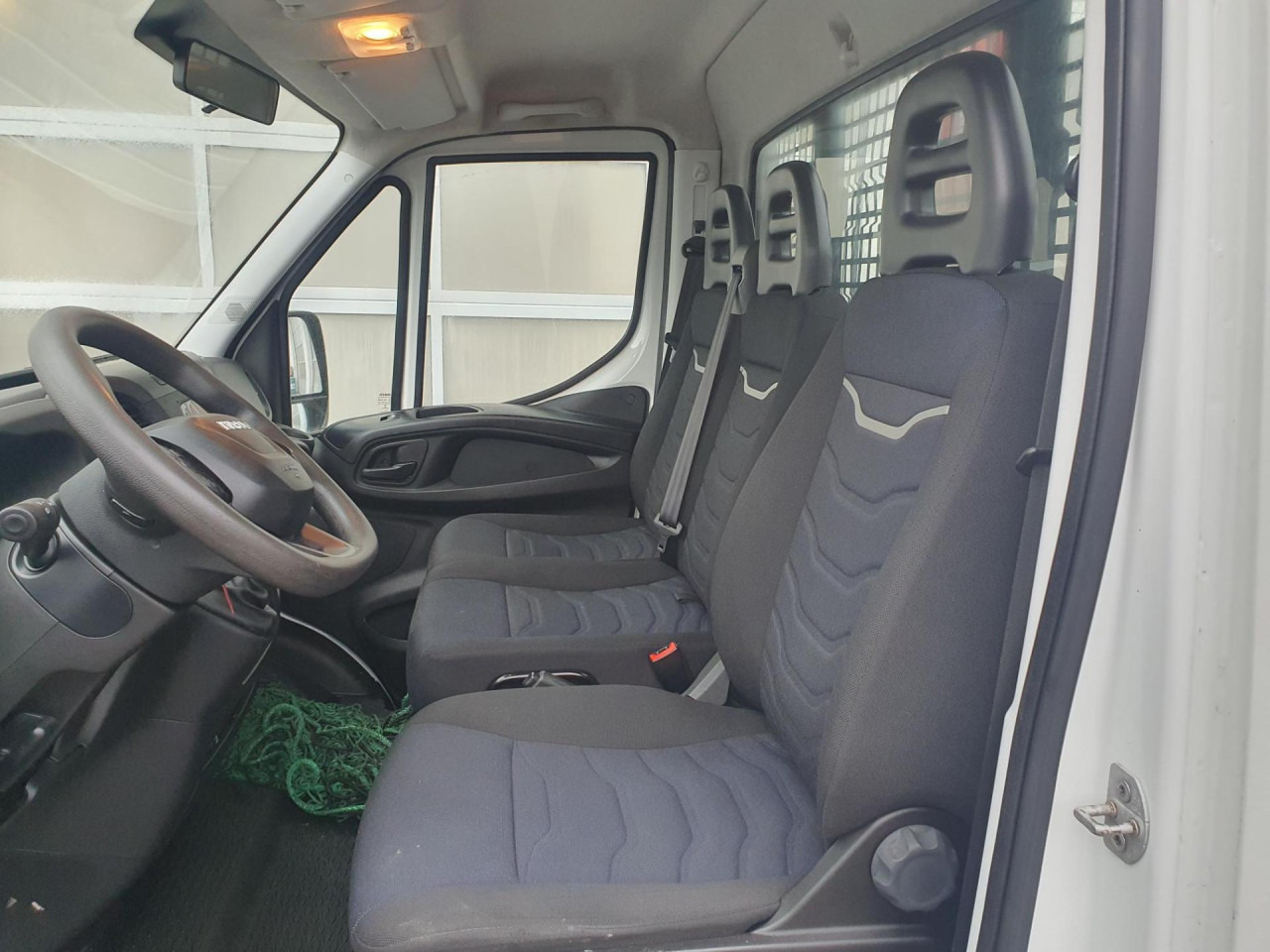 Furgone box IVECO Daily 35S14: foto 7