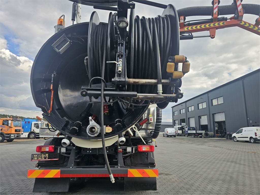 Autospurgo Volvo WUKO ADR ROLBA FOR CLEANING CHANNELS COMBI: foto 25