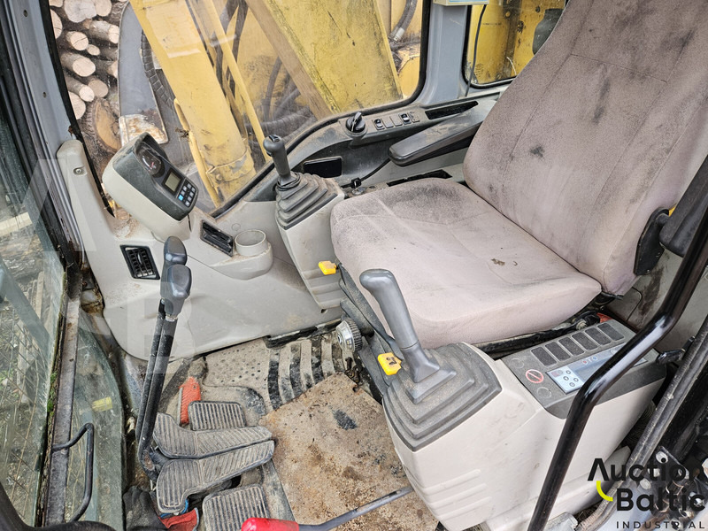 Escavatore cingolato New Holland E 145: foto 7