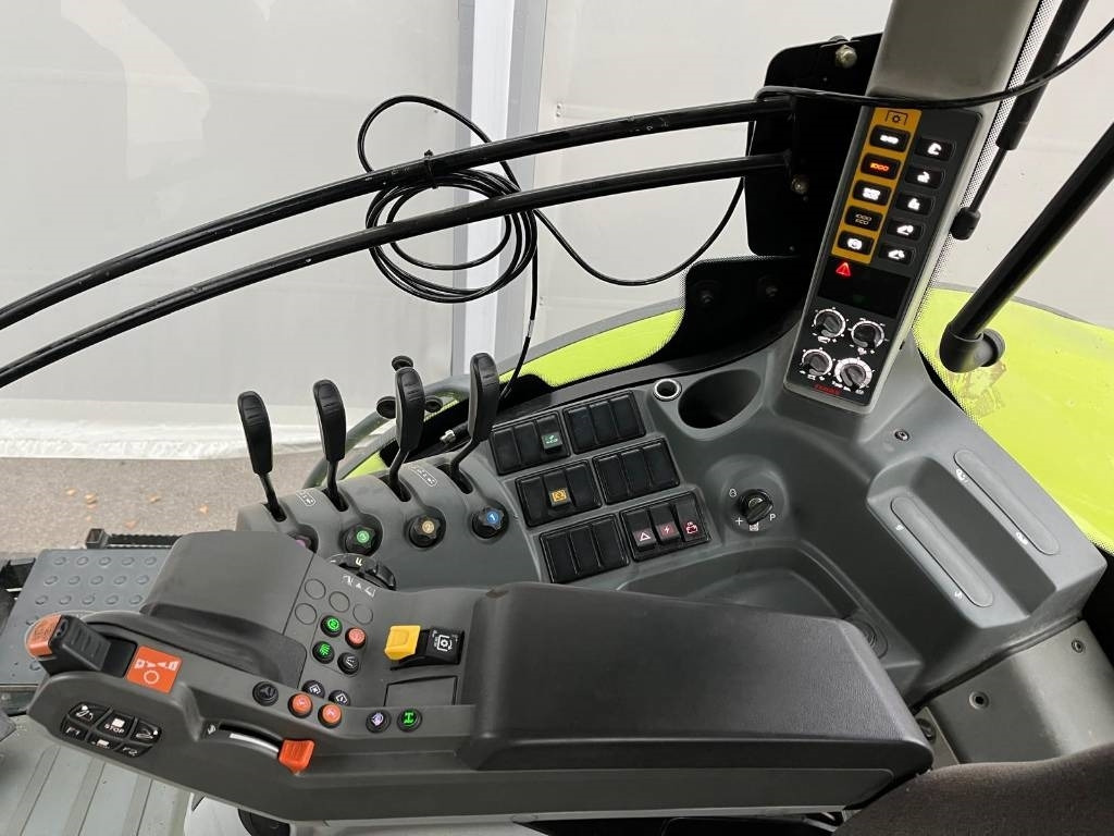 Trattore Claas Axion 800 CIS: foto 10