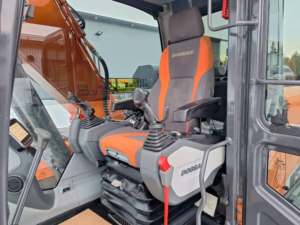 Escavatore cingolato Doosan DX160LCH-5 METSÄALUSTA PYÖRITTÄJÄLLÄ: foto 14