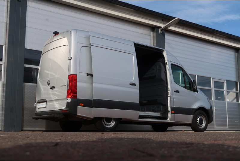 Furgone chiuso Mercedes-Benz Sprinter 319 3.0 CDI L2H2 V6 AUT/ 360/ LED/ MBUX/ ACC/ CLIMA/ STANDKACH: foto 11