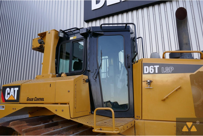 Bulldozer Caterpillar D6T LGP: foto 15