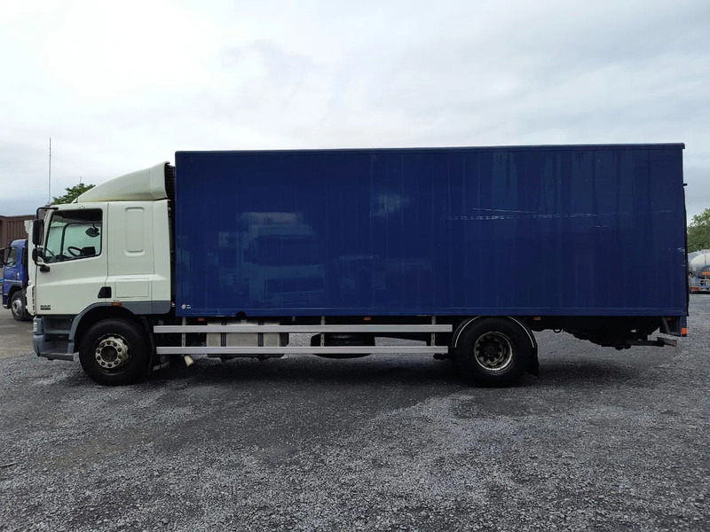 Leasing di DAF CF 65.220 CASE - D'HOLLANDIA 2000 KG - 269200 KM DAF CF 65.220 CASE - D'HOLLANDIA 2000 KG - 269200 KM: foto 8