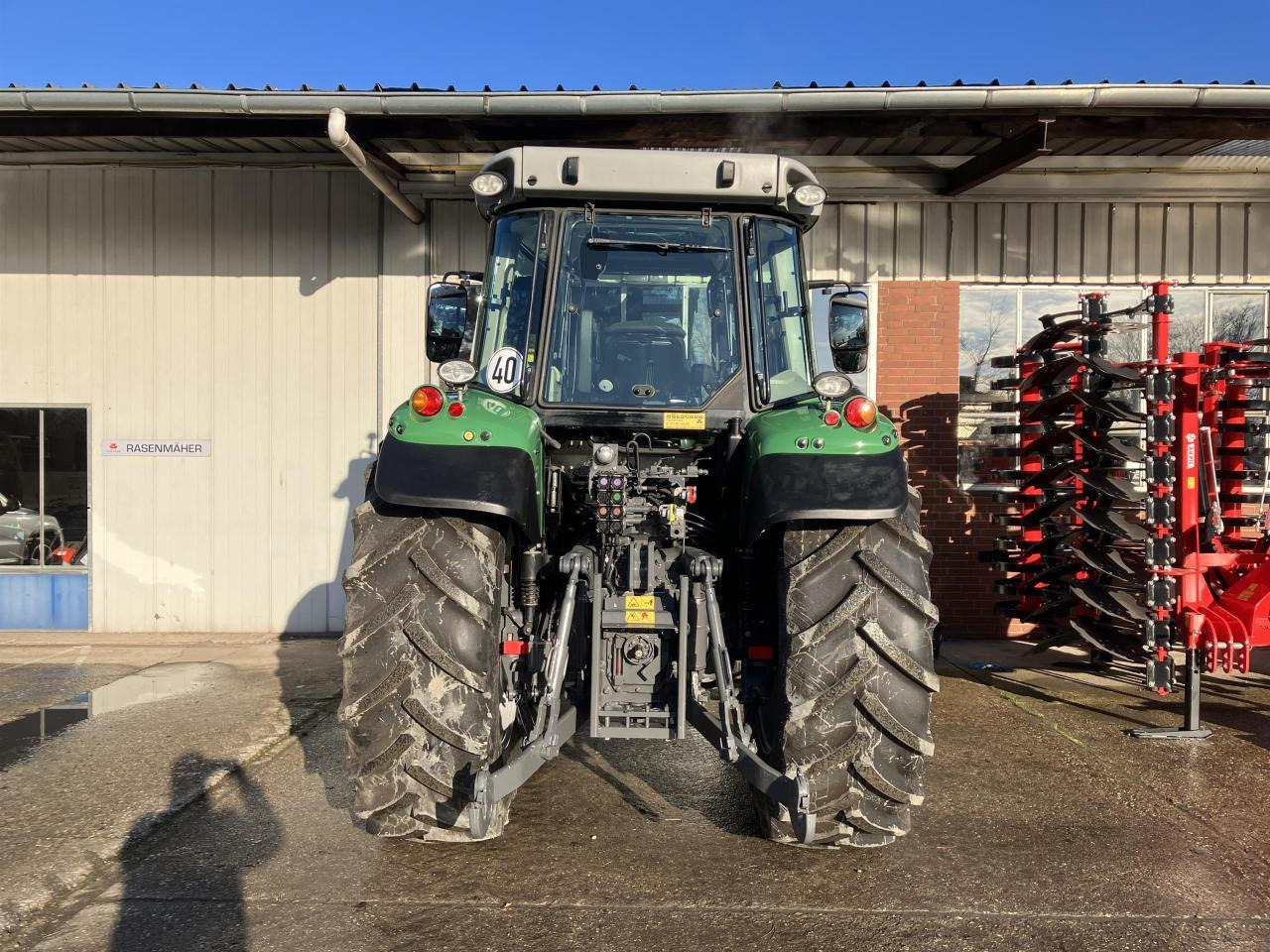 Trattore Massey Ferguson MF 5713 S D6 Efficient: foto 6