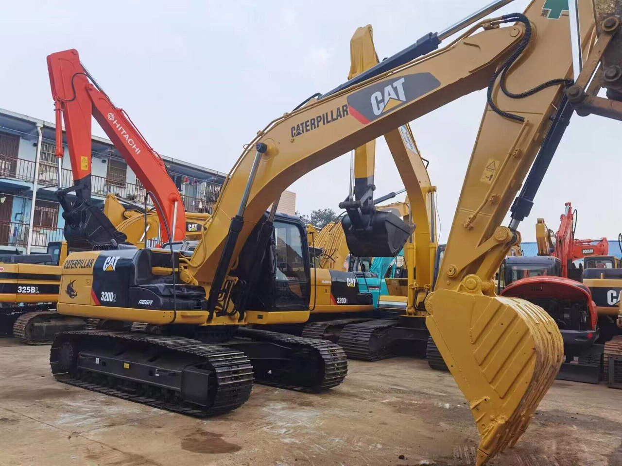 Escavatore Second Hand Cat Excavator CAT 320D High Quality Japan Used Construction Machine 20ton Excavator cat320d: foto 6