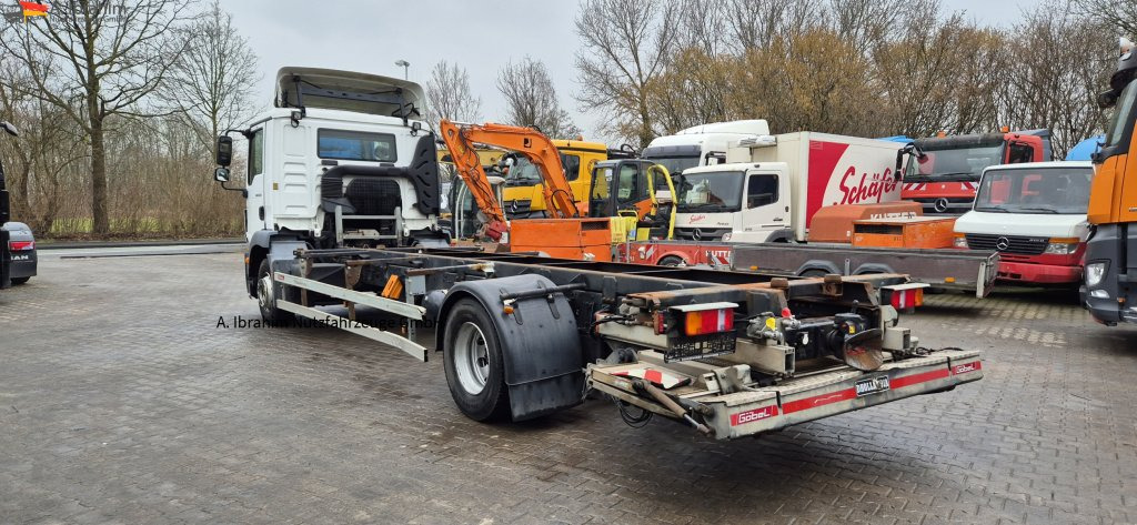 Autocarro portacontainer/ Caisse interchangeable MAN 12.250 LBW 1500 kg Dehollandia 2x identisch vorhanden: foto 10