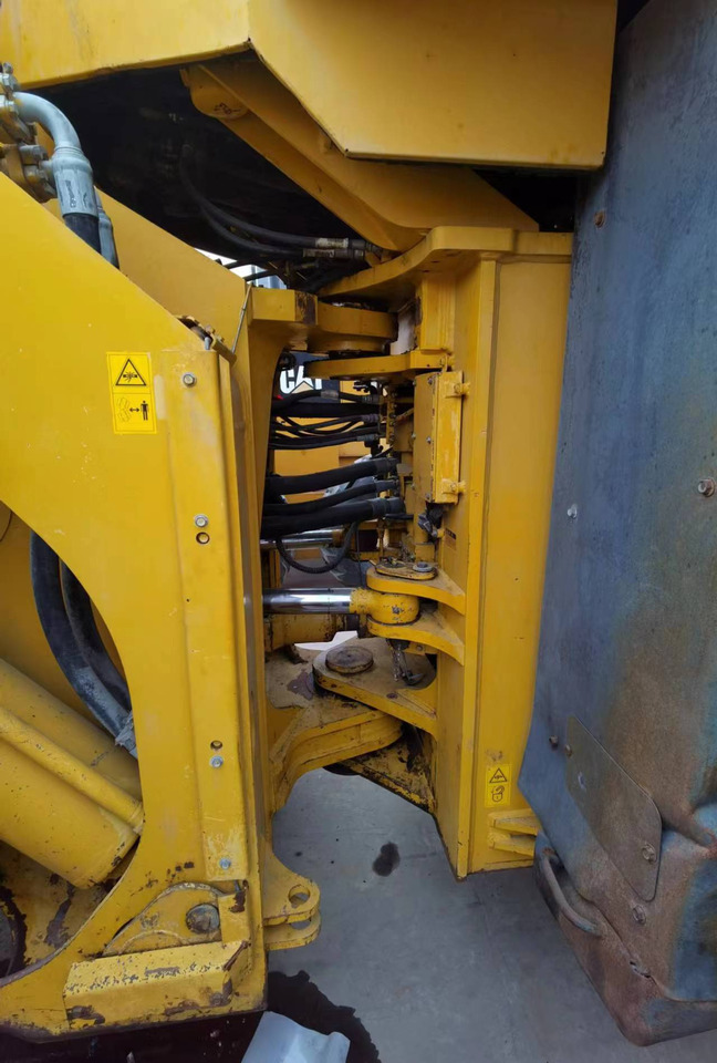 Leasing di KOMATSU WA600-3 KOMATSU WA600-3: foto 7