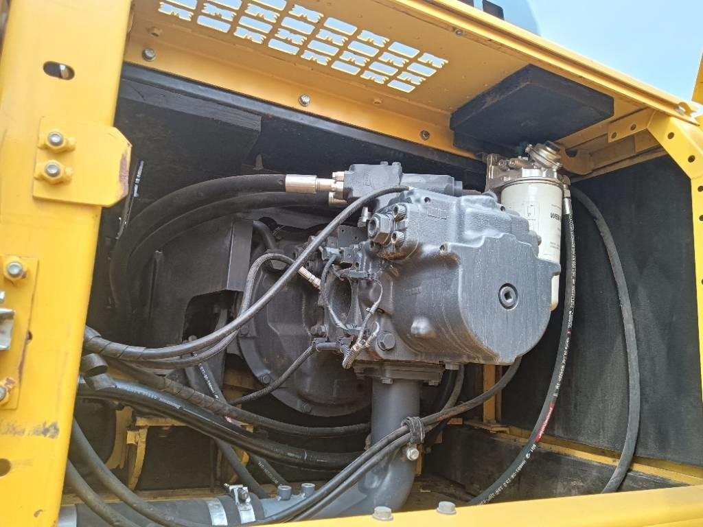 Escavatore cingolato Komatsu PC450-8: foto 9