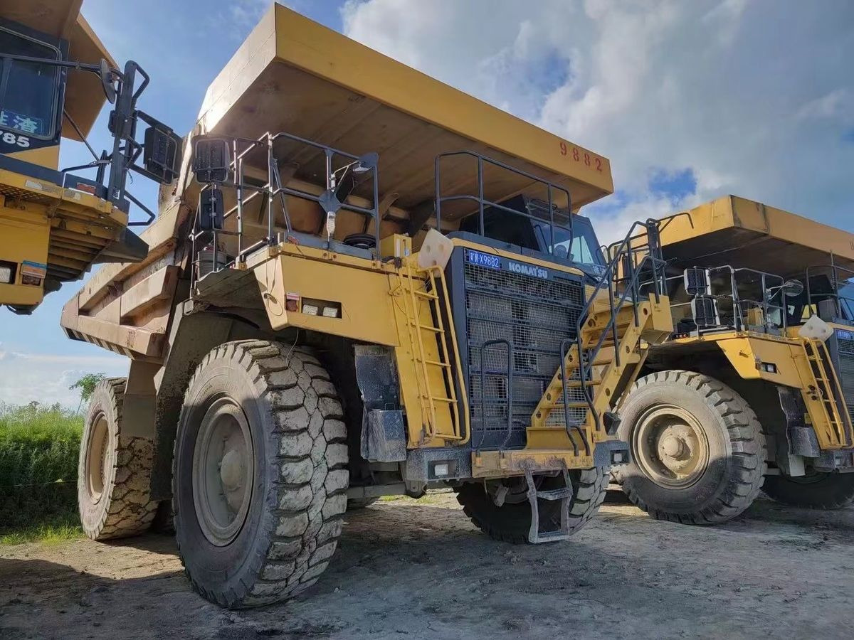 Leasing di  Caterpillar HD785-7 Caterpillar HD785-7: foto 7