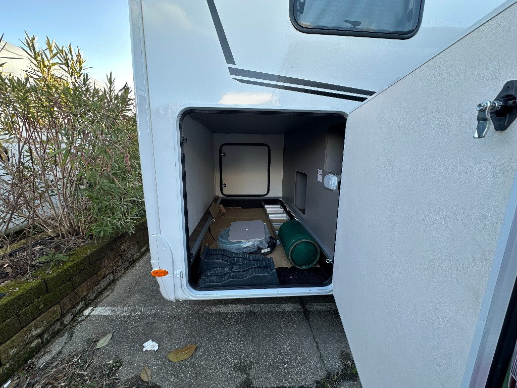 Camper profilato ETRUSCO T 7.3 SCF: foto 15