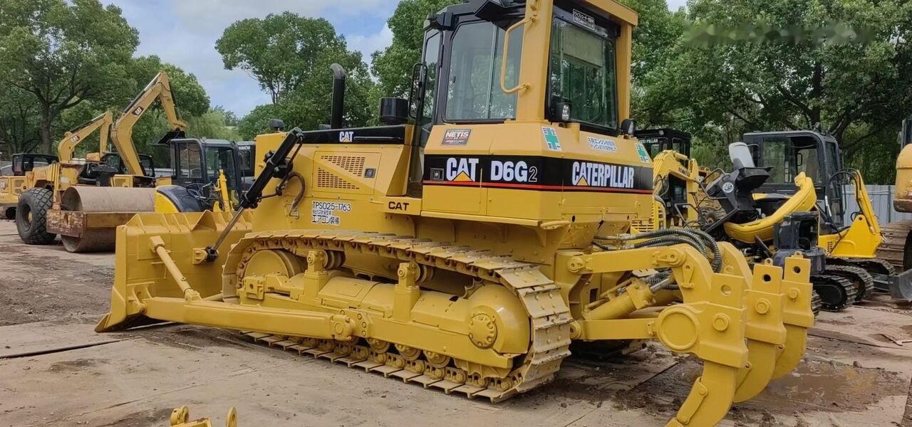 Bulldozer Caterpillar D6G-2: foto 6